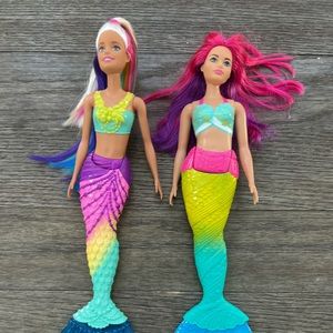Barbie’s Set Of 2  Dreamtopia Mermaid Doll with Red Hair & Rainbow-Colored Tail